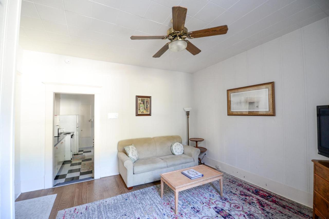 Brown & Hawkins Historical Apartments Seward Luaran gambar