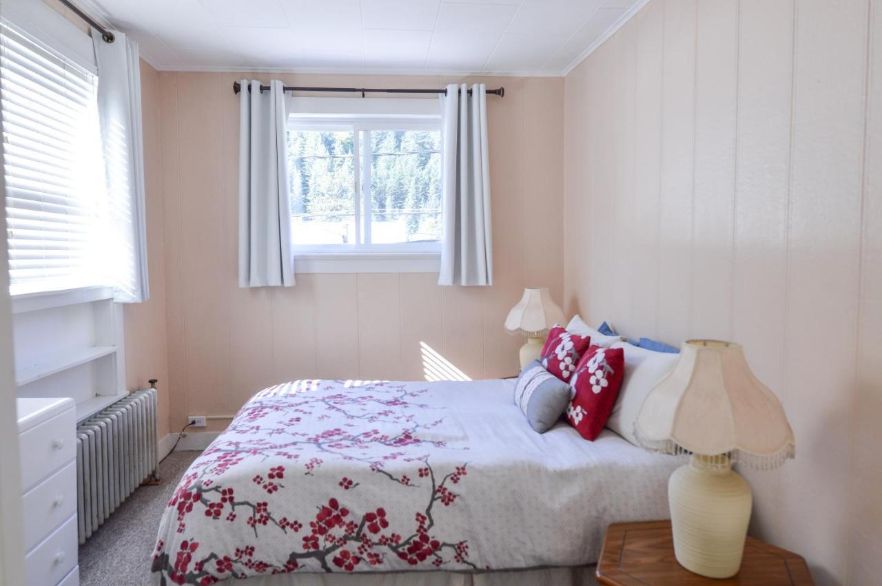 Brown & Hawkins Historical Apartments Seward Luaran gambar