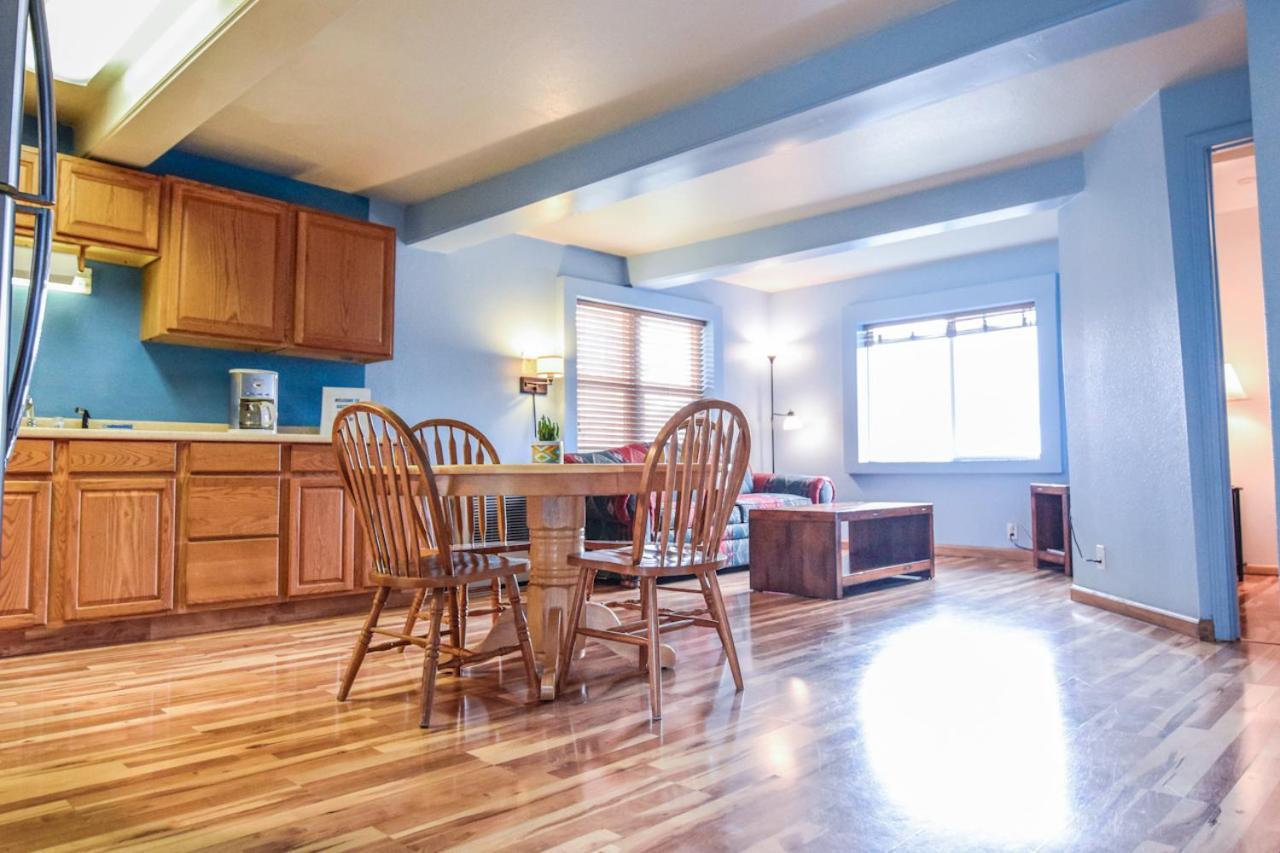 Brown & Hawkins Historical Apartments Seward Luaran gambar